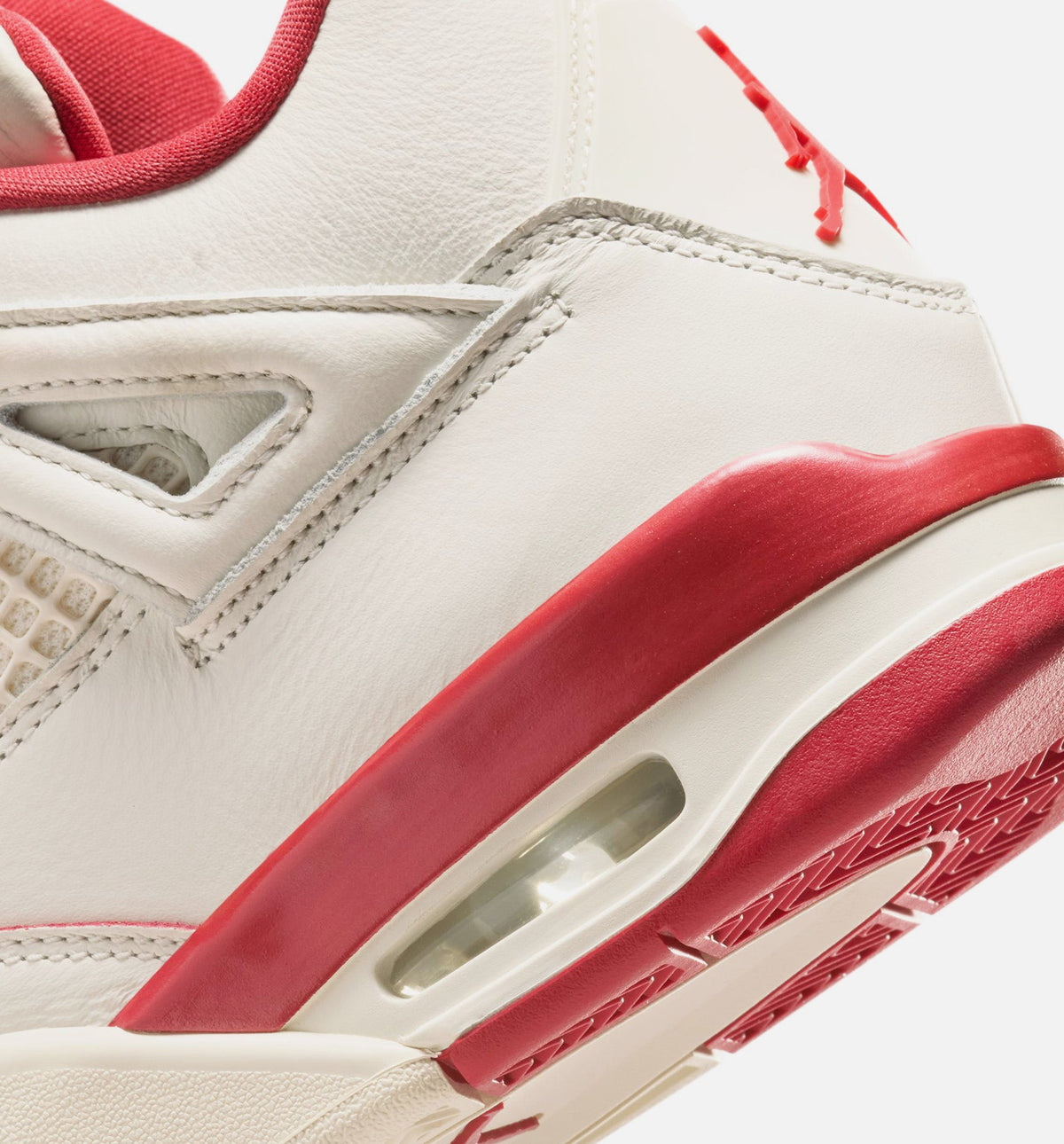 Air Jordan 4 Retro Valentine’s Day – Women’s Lifestyle Shoe (Pale Ivory/Sierra Red/Tough Red)