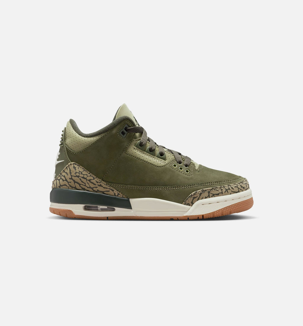 Air Jordan 3 Retro Medium Olive – Grade School Lifestyle Shoe (Medium Olive/Sequoia/Neutral Olive/Sail)