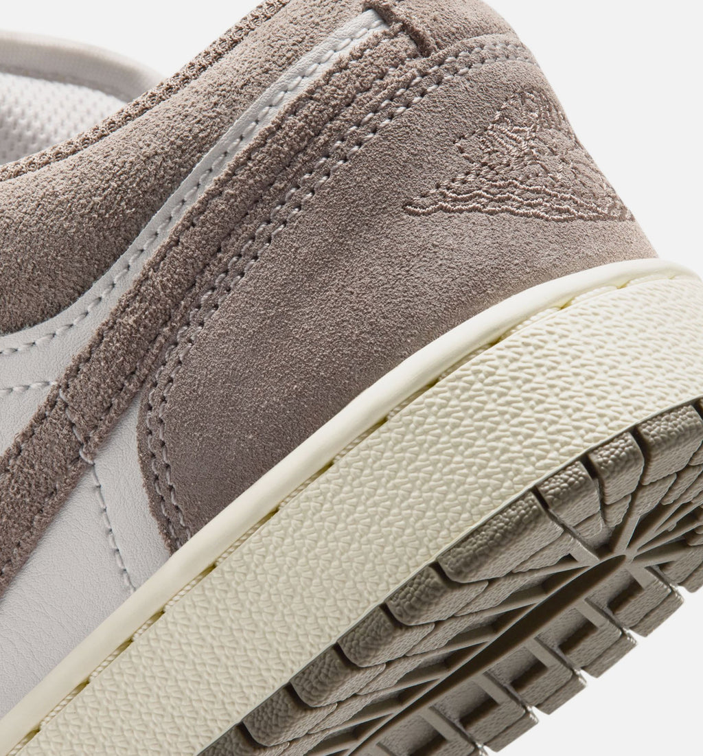 Air Jordan 1 Low – Grade School Lifestyle Shoe (Olive Grey/Enigma Stone/Summit White)
