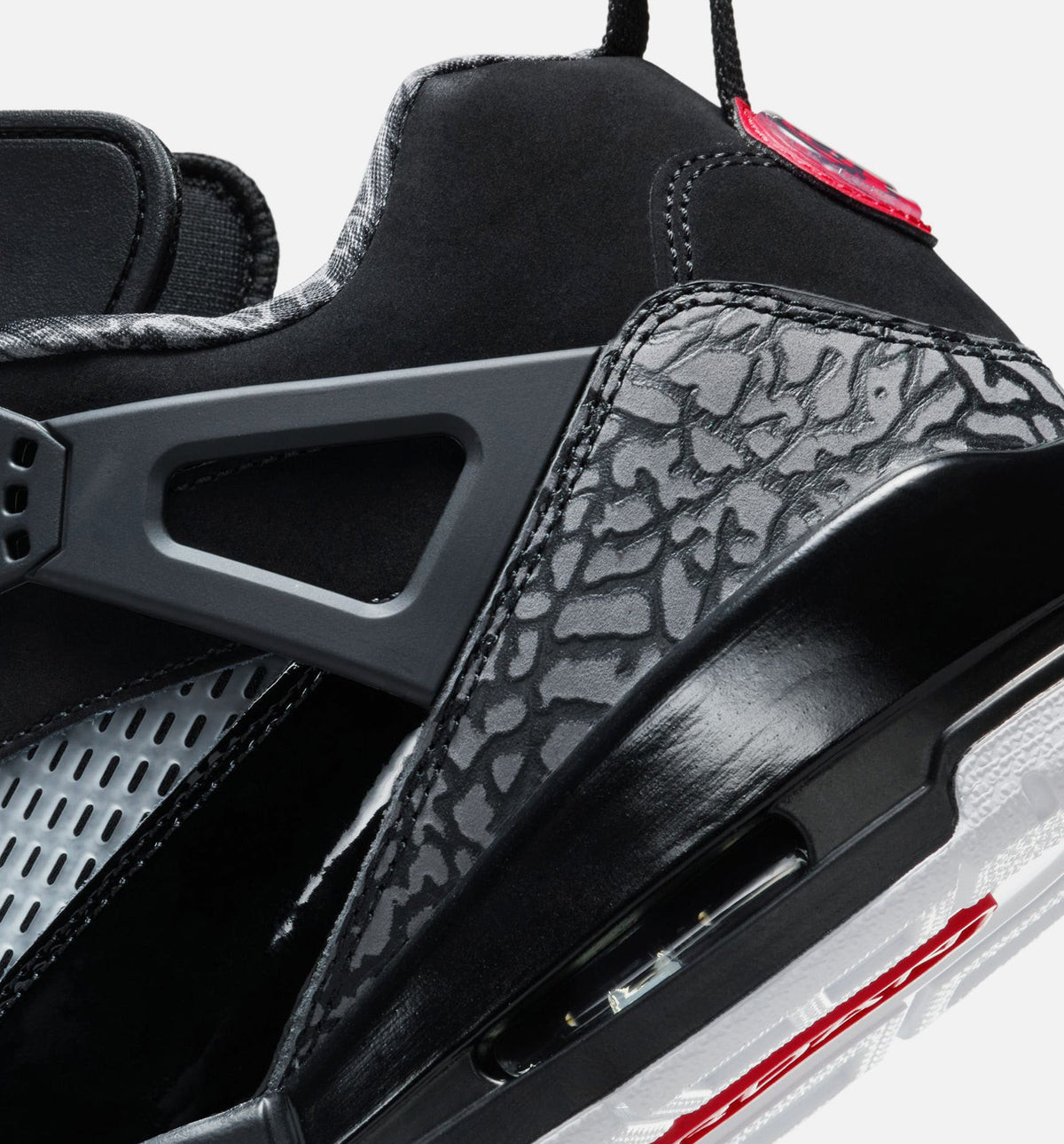 Spizike Low – Men’s Lifestyle Shoe (Black/Classic Green/White/Varsity Red)
