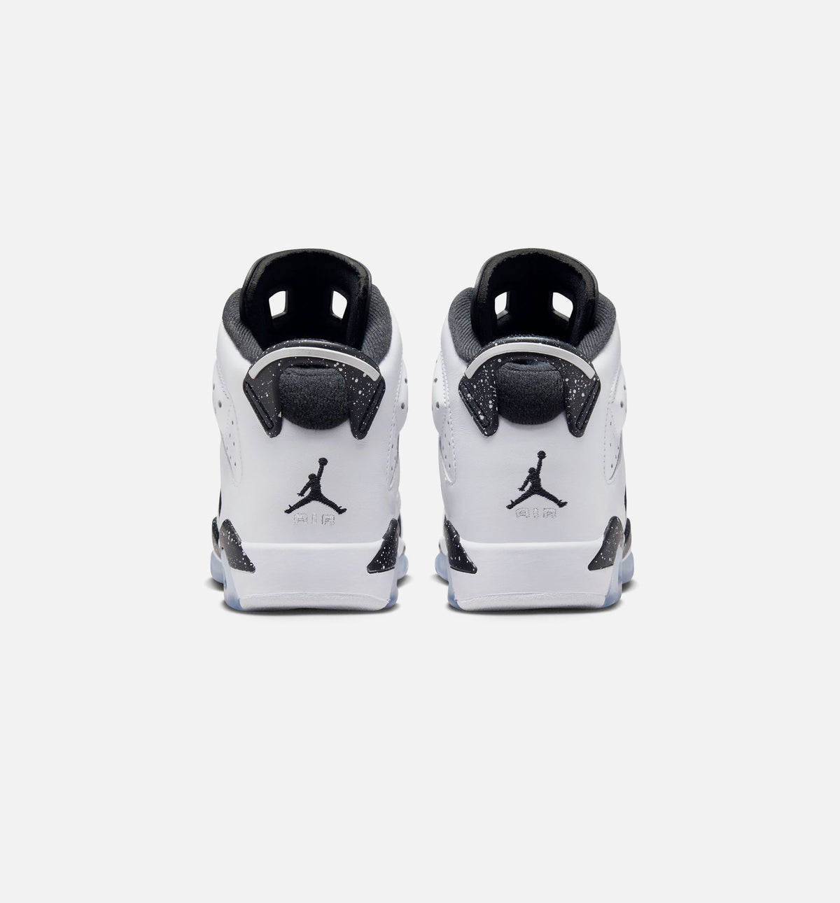 Air Jordan 6 Retro Black and White – Grade School Lifestyle Shoe (Black/White)