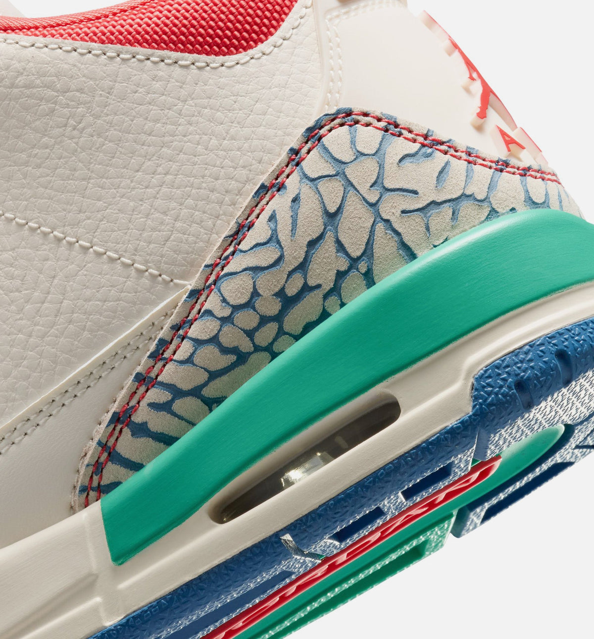 Air Jordan 3 Retro Play Your Way – Grade School Lifestyle Shoe (Chalk/Track Red/True Blue/Kinetic Green)