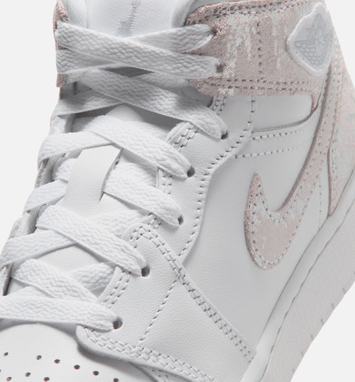 Air Jordan 1 Mid SE – Grade School Lifestyle Shoe (White/Field Silver)
