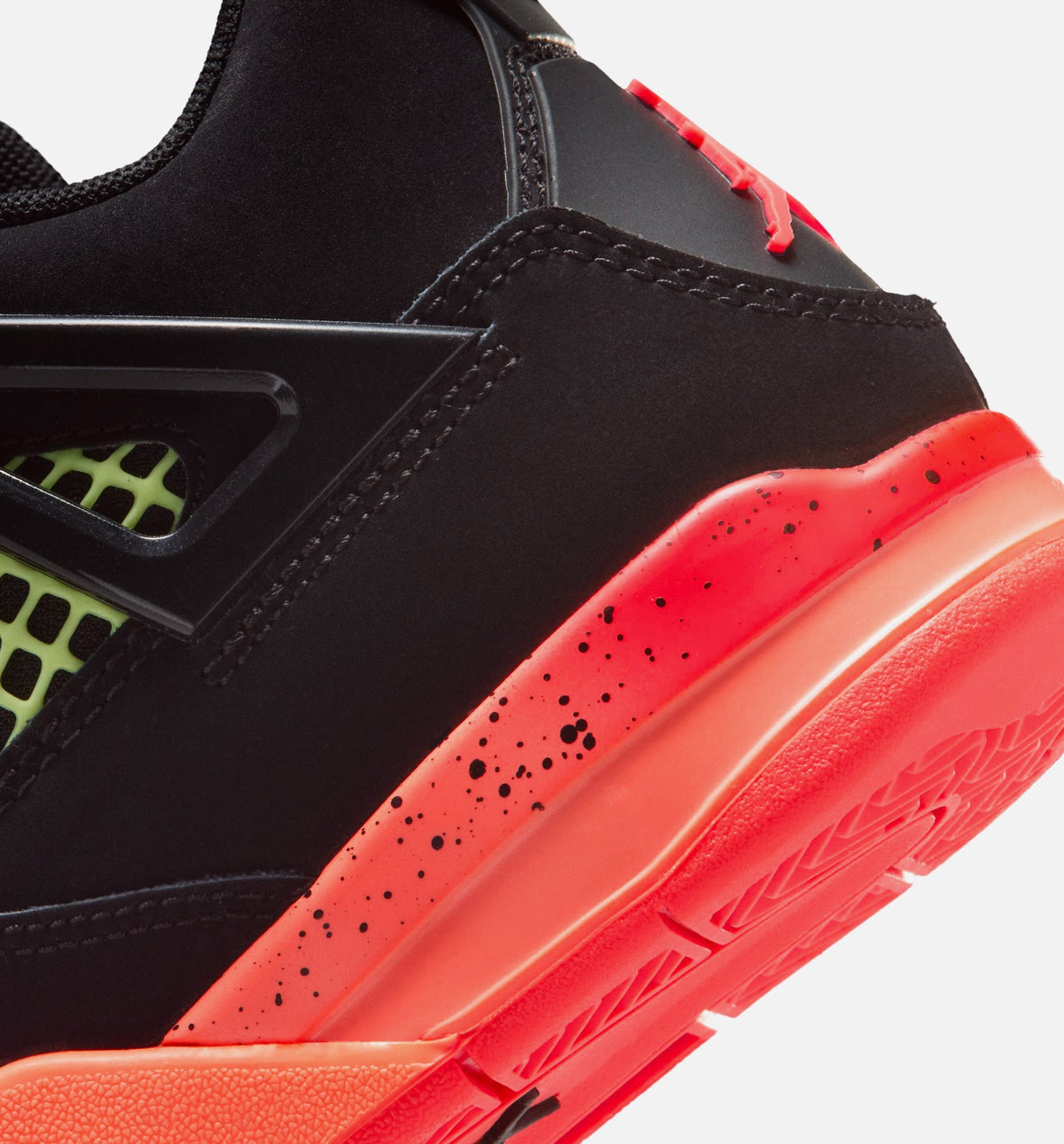 Air Jordan 4 Retro Black Infrared 23 – Preschool Lifestyle Shoe (Black/Infrared 23/Bright Mango)