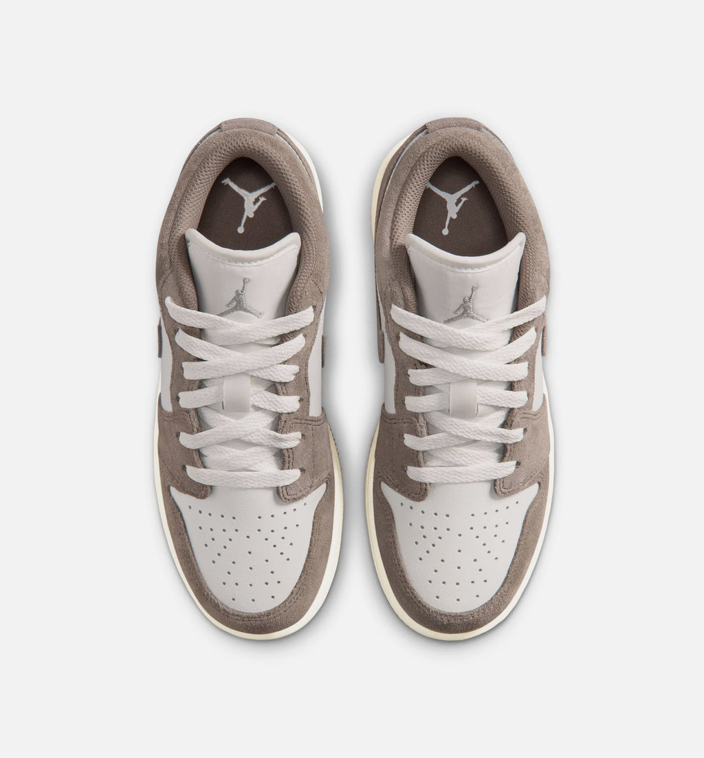 Air Jordan 1 Low – Grade School Lifestyle Shoe (Olive Grey/Enigma Stone/Summit White)