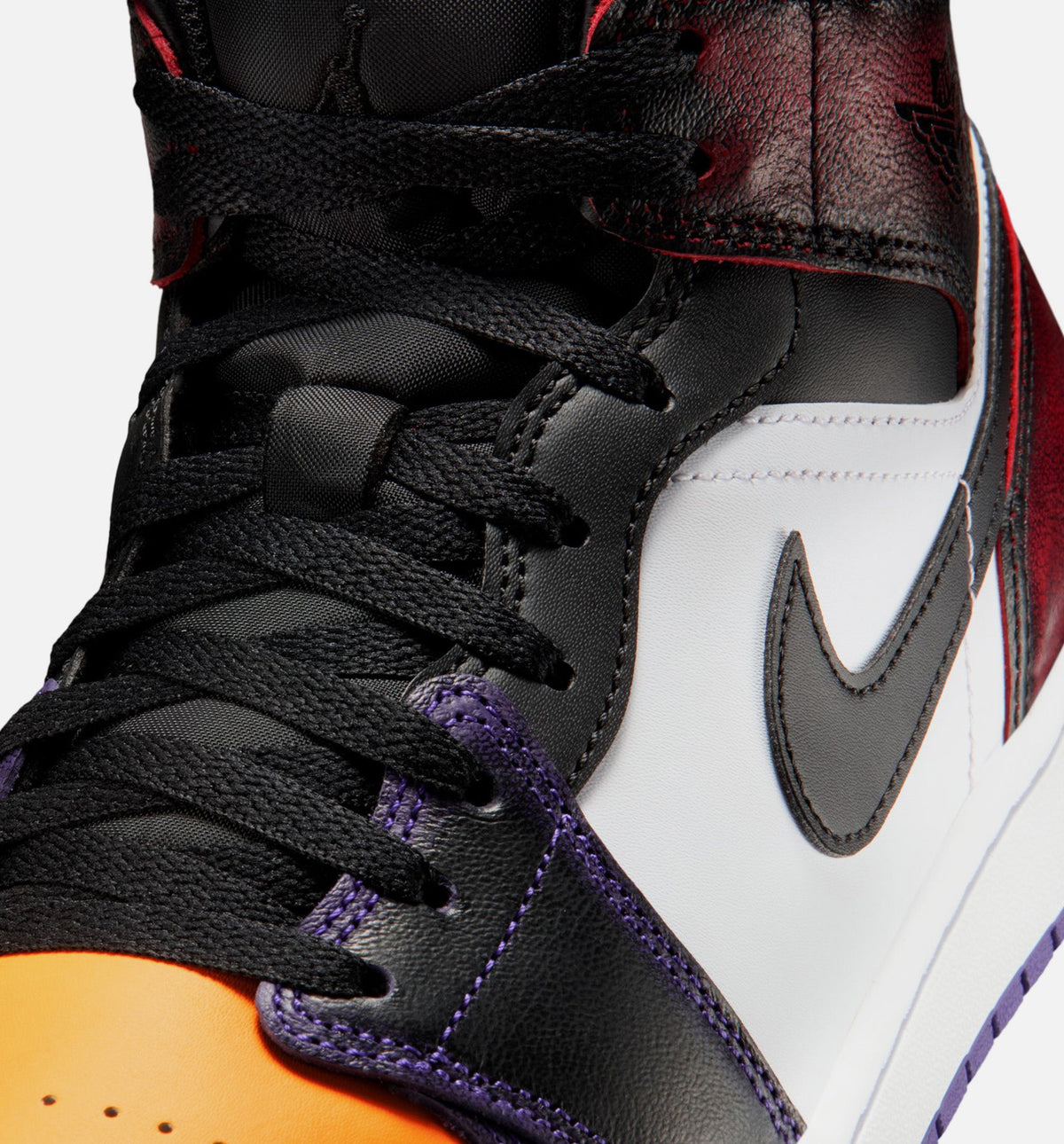 Air Jordan 1 Mid SE – Men’s Lifestyle Shoe (True Red/White/Court Purple/Black)