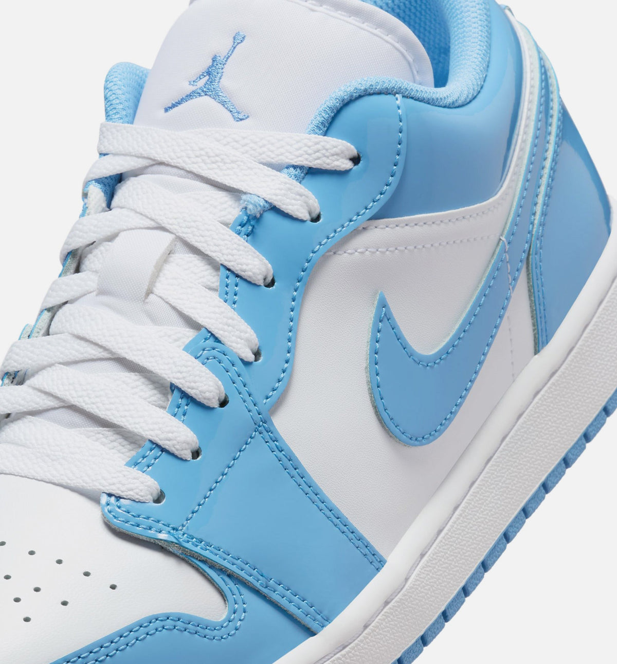 Air Jordan 1 Retro Low Legend Blue – Men’s Lifestyle Shoe (Legend Blue/White)