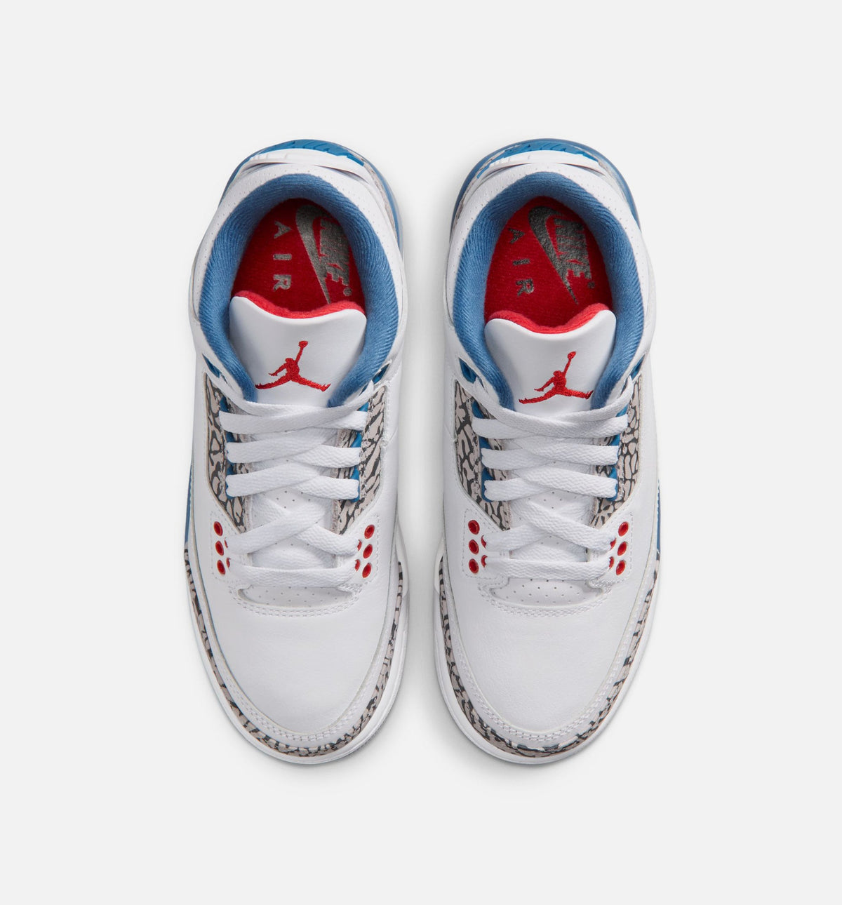 Air Jordan 3 Retro OG True Blue – Grade School Lifestyle Shoe (White/Fire Red/True Blue)