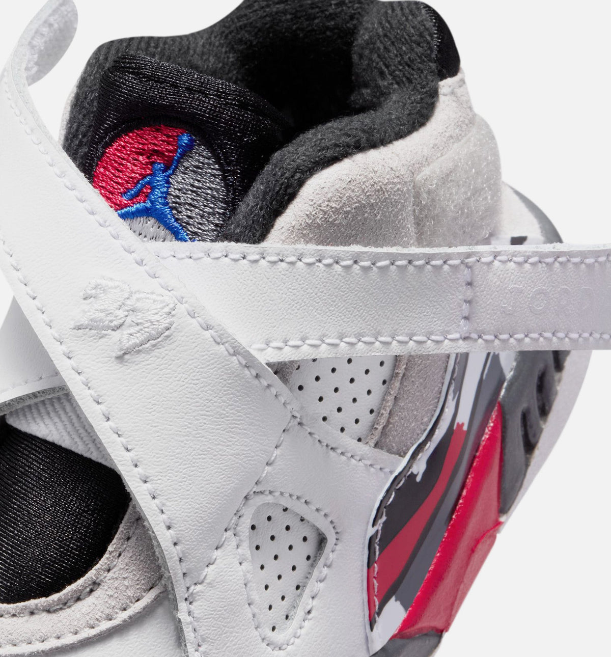 Air Jordan 8 Retro White and True Red – Infant/Toddler Lifestyle Shoe (White/Black/True Red)