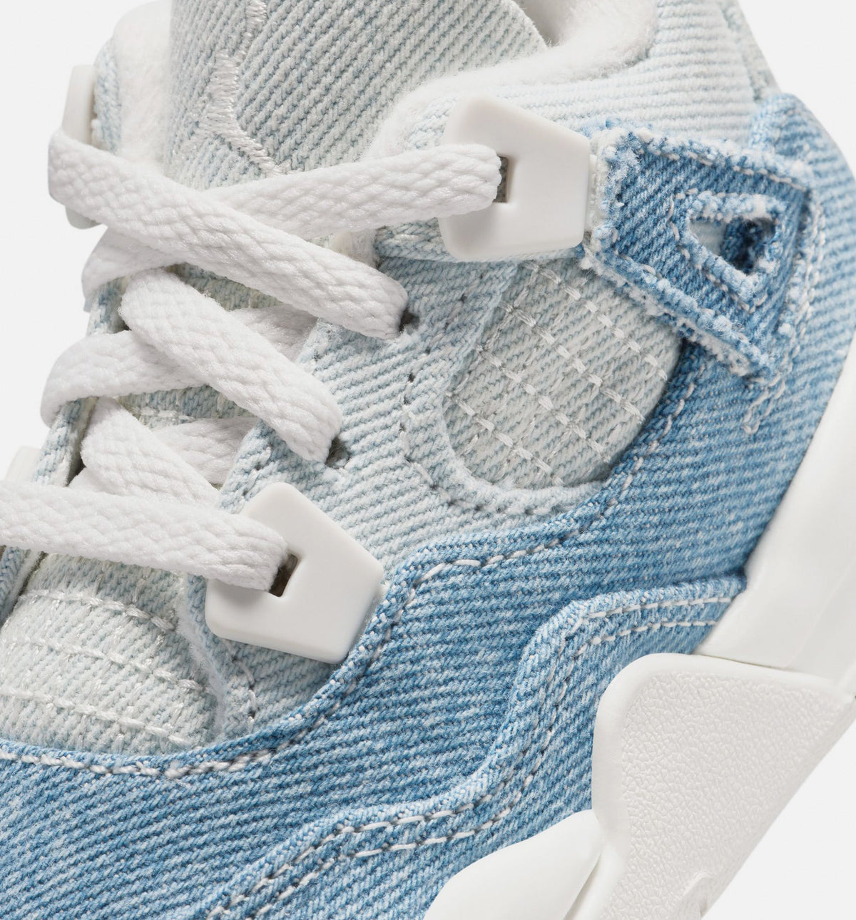 Air Jordan 4 Retro Worn Blue – Infant/Toddler Lifestyle Shoe (Sail/Worn Blue/Metallic Gold)