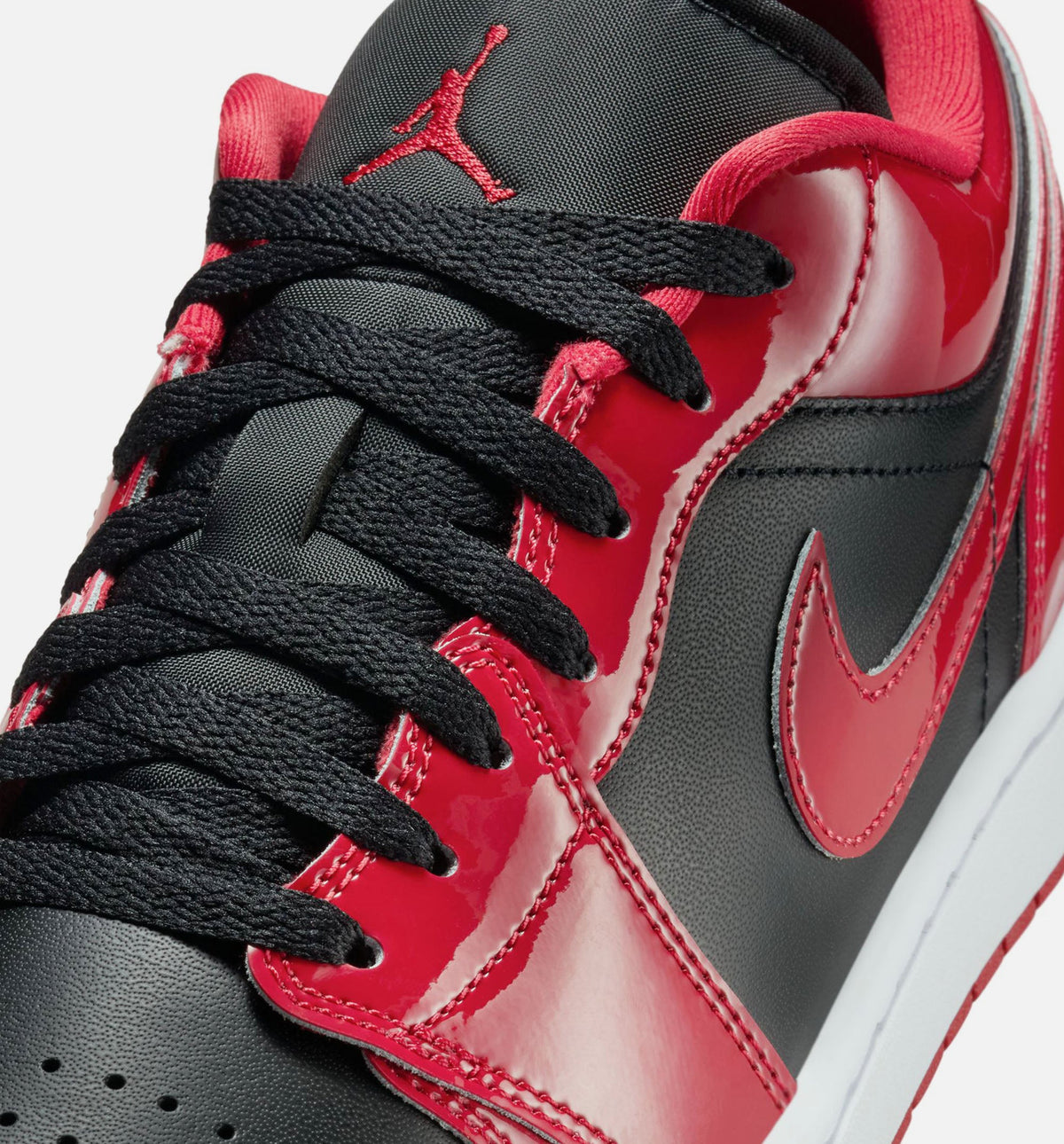 Air Jordan 1 Low SE – Men’s Lifestyle Shoe (Black/Varsity Red/White)