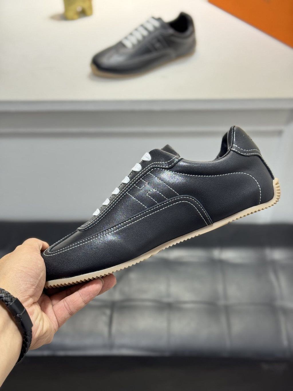 Hermès Contrast-Trim Low-Top Sneakers